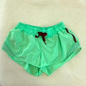 Green lulu lemon shorts, size 6.